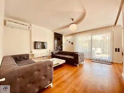 Kusadasinda Muhtesem Havuzlu Miray A3 *